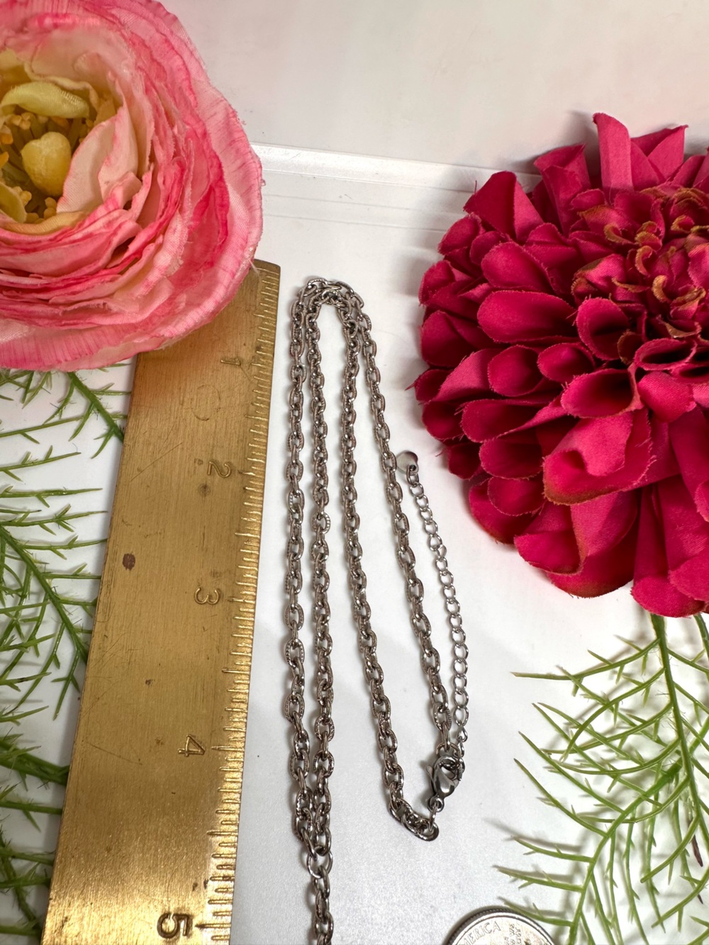 NEW ⚜️ Puffed Heart Lariat Chain Necklace - Picture 6 of 7